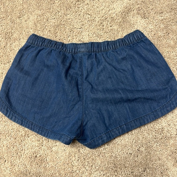 Never worn Roxy shorts - Picture 3 of 3